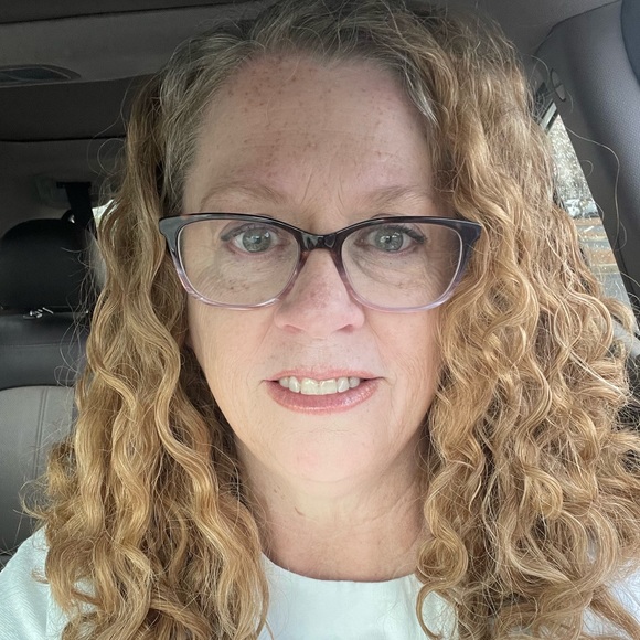 Meet your Posher, Karen, Southern Thrift Adventures - Picture 1 of 1